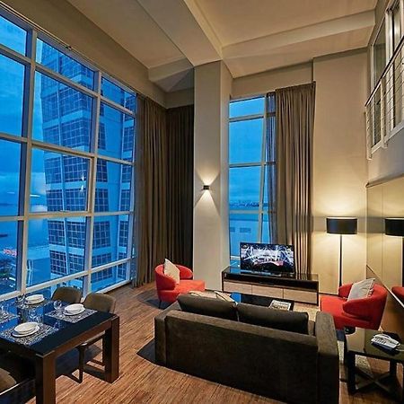 Maritime Luxury Suites 조지타운 외부 사진