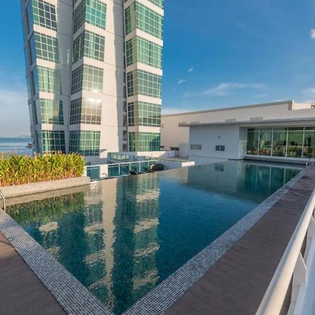 Maritime Luxury Suites 조지타운 외부 사진
