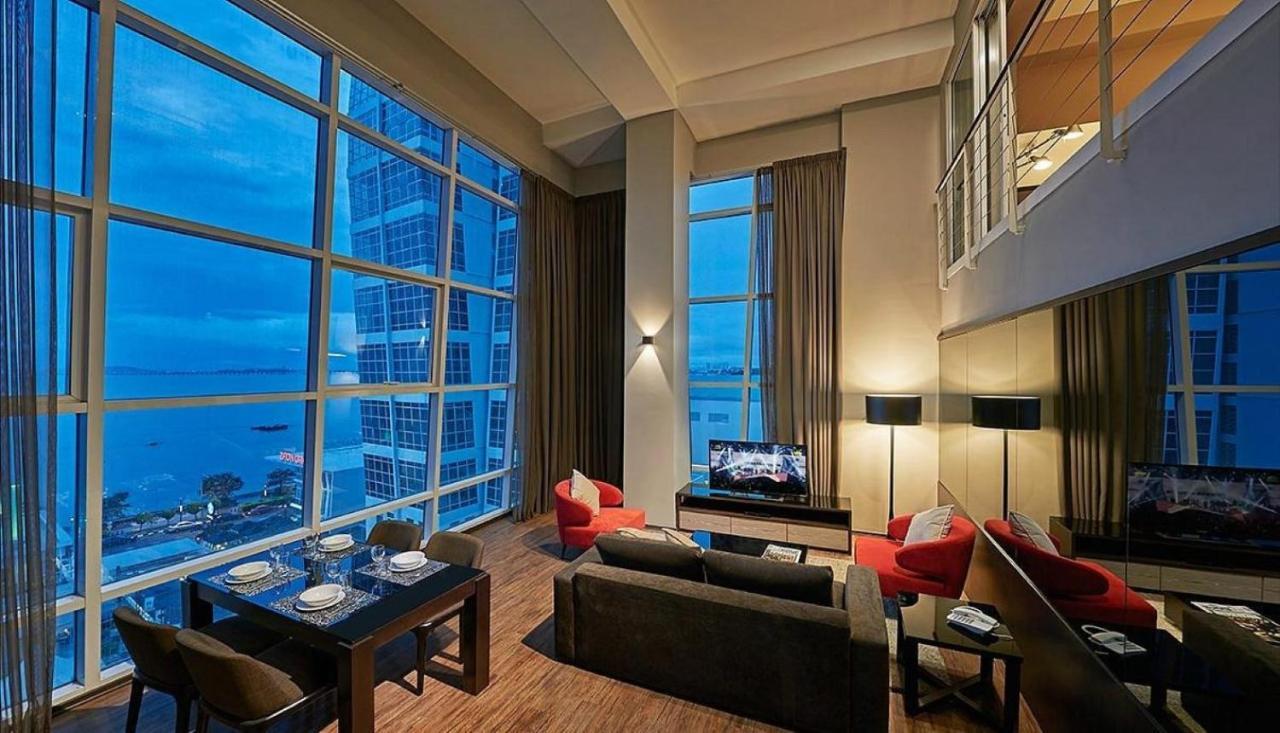 Maritime Luxury Suites 조지타운 외부 사진